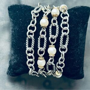 Elegant Silver and Pearl Bracelet